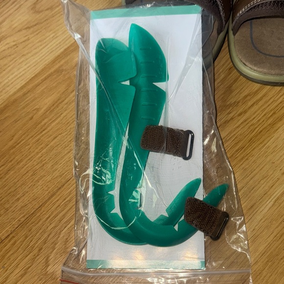 OrthoFeet size 8 Malibu leather Women's Brown Sandals - Picture 8 of 12